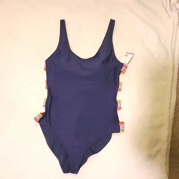 SO Junior's Strappy Side One-Piece Swimsuit - Picture 3 of 6